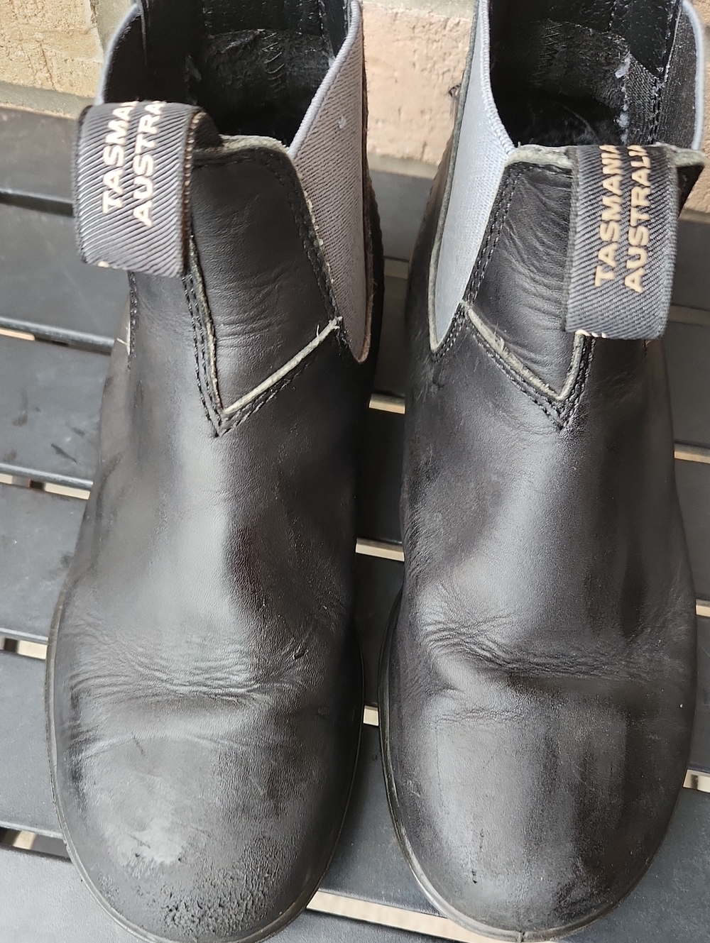 Blundstone Men’s Black Leather Chukka Boots